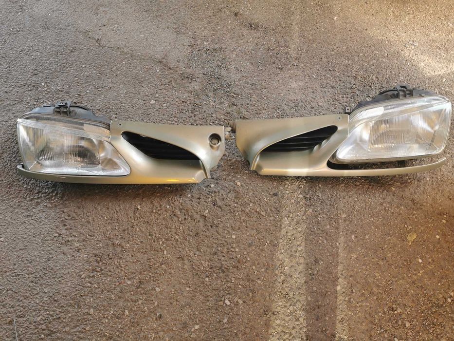 Faróis e grelha frontal Renault scenic 1997