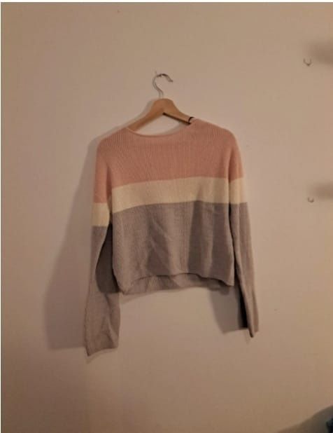 Little pink & white jumper