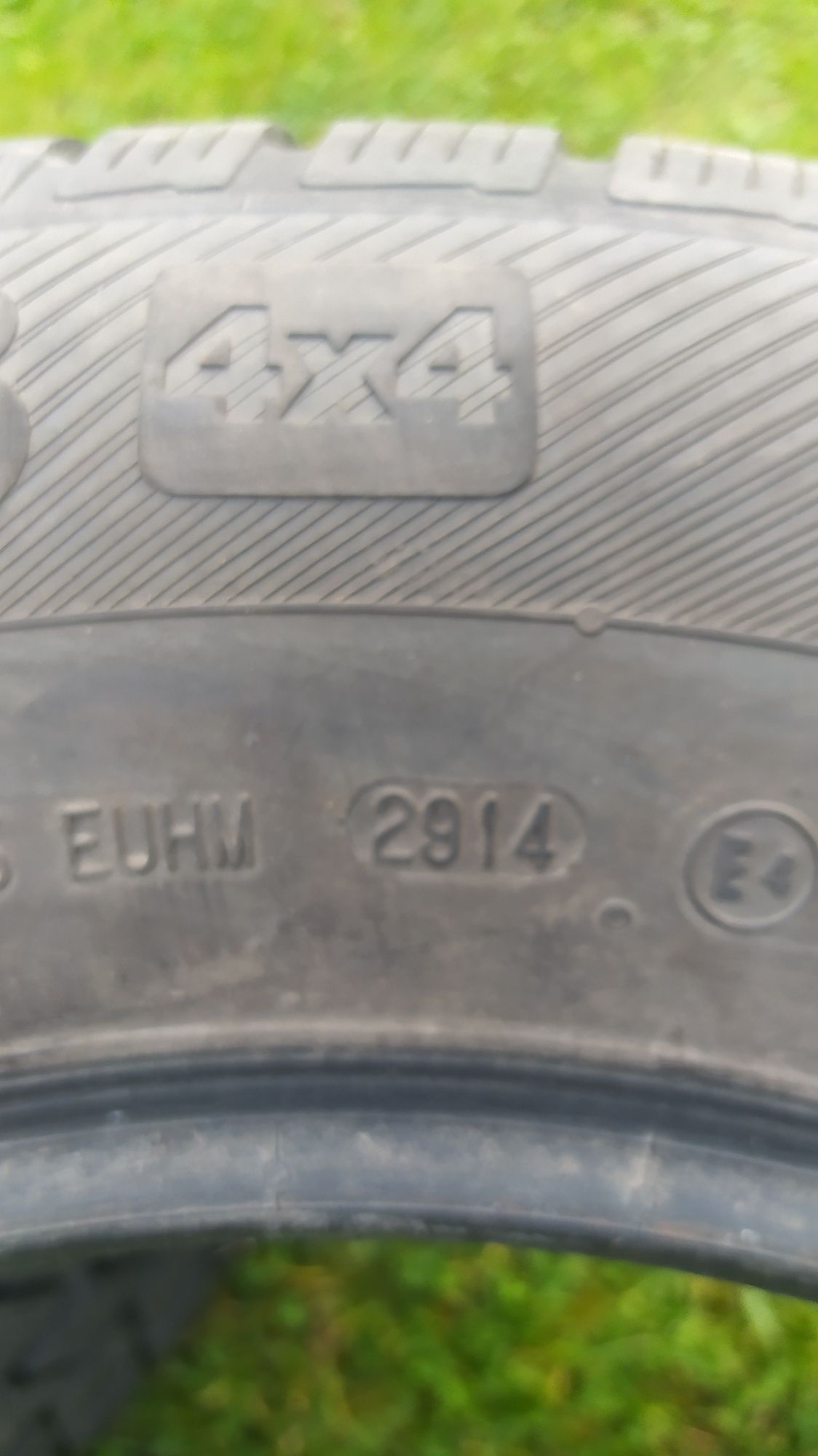 Opona zimowa Barum Polaris 3 225/70 R16