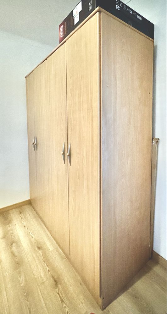 Roupeiro 180 x 200