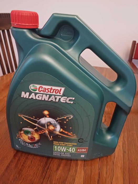 Olej silnikowy Castrol Magnatec 10w/40