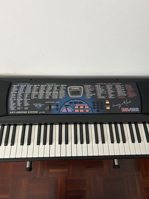 teclado Casio key lighting system LK-33