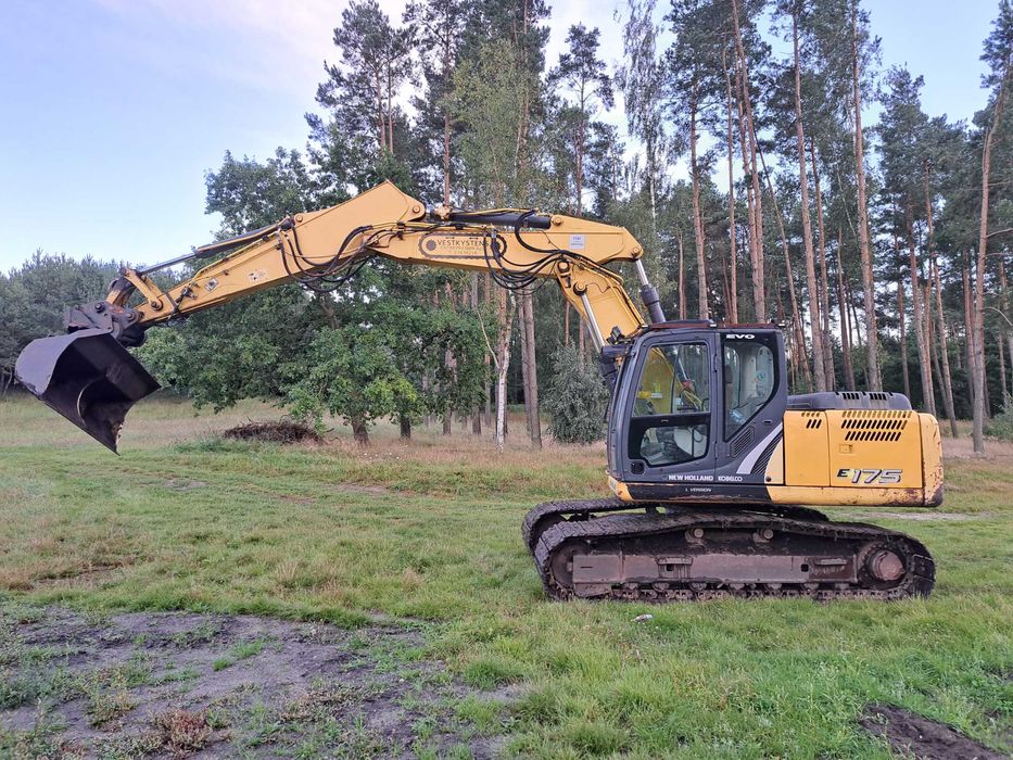 Koparka gąsienicowa New Holland e175c  2012r