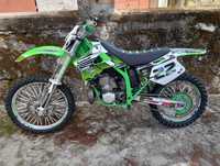 Vendo Kawasaki KX 250 2T