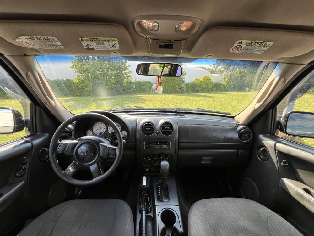 Jeep Liberty 3.7 LPG // 4x4 // Klima // Automat // Alysu // Super Stan