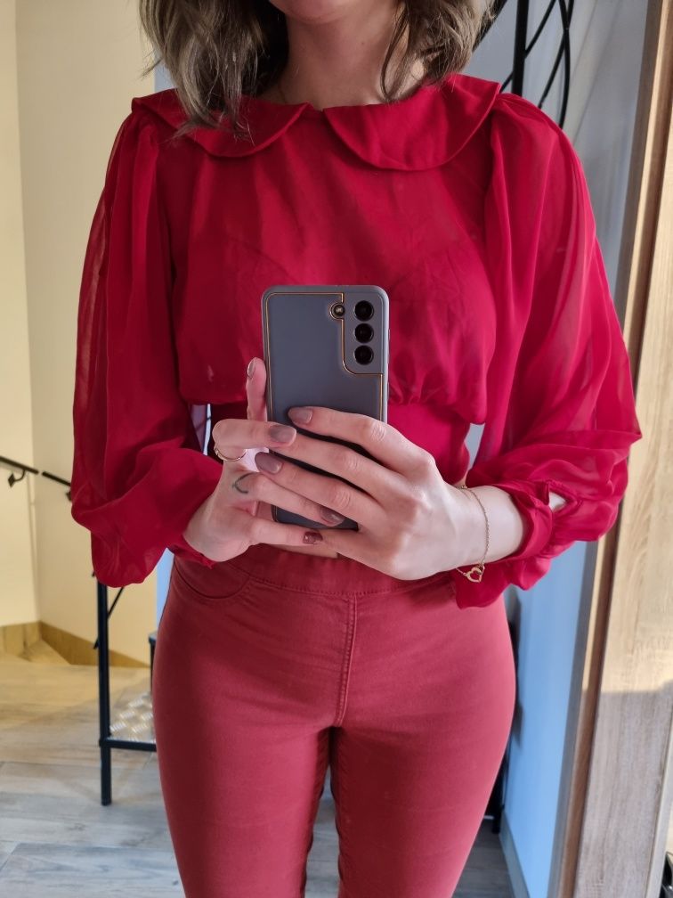 Czerwona koszula prześwitująca crop top krótka