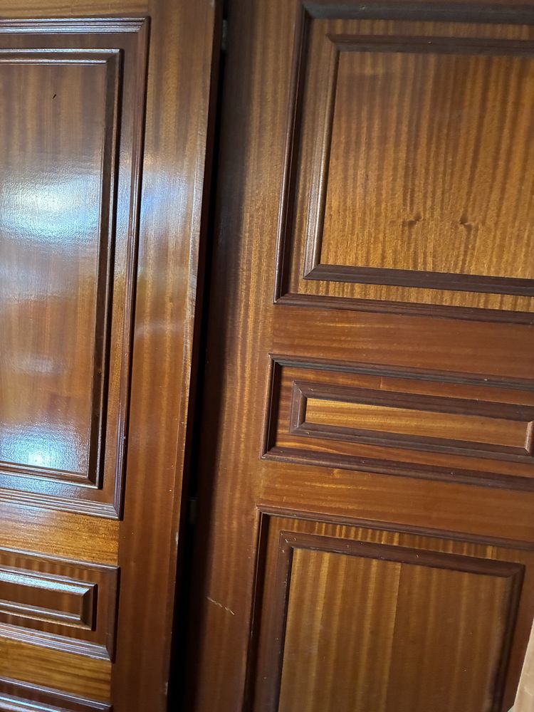 Portas de madeira interior