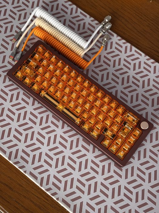 Персональна Естетика: Ексклюзивні Клавіатури для Вашого Робочого Столу