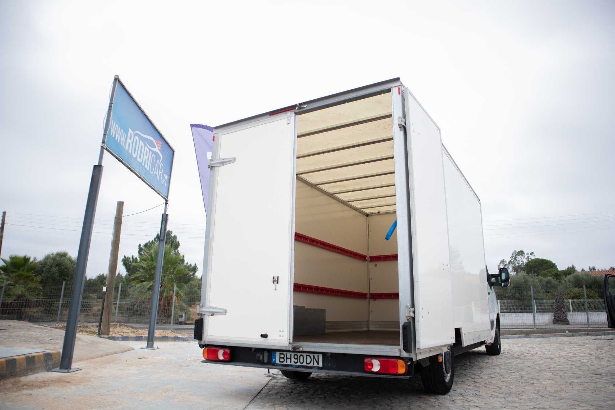 Renault master 2.3