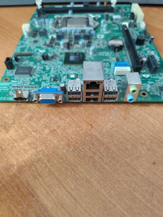 Płyta główna Micro ATX Dell DIH61R/Palm Beach_SFF+ i3-3240