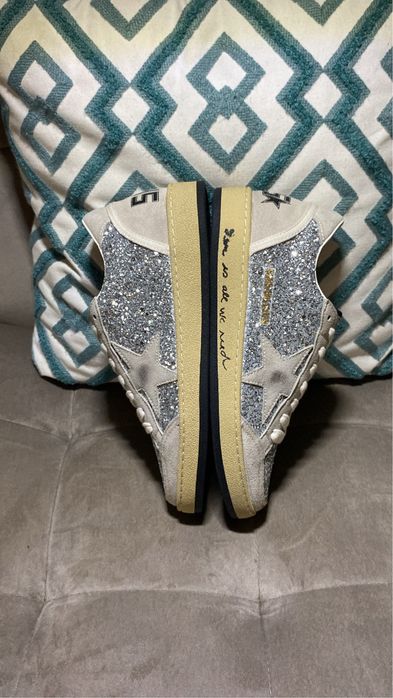 Women's Ball Star in silver glitter with ice-gray suede inserts