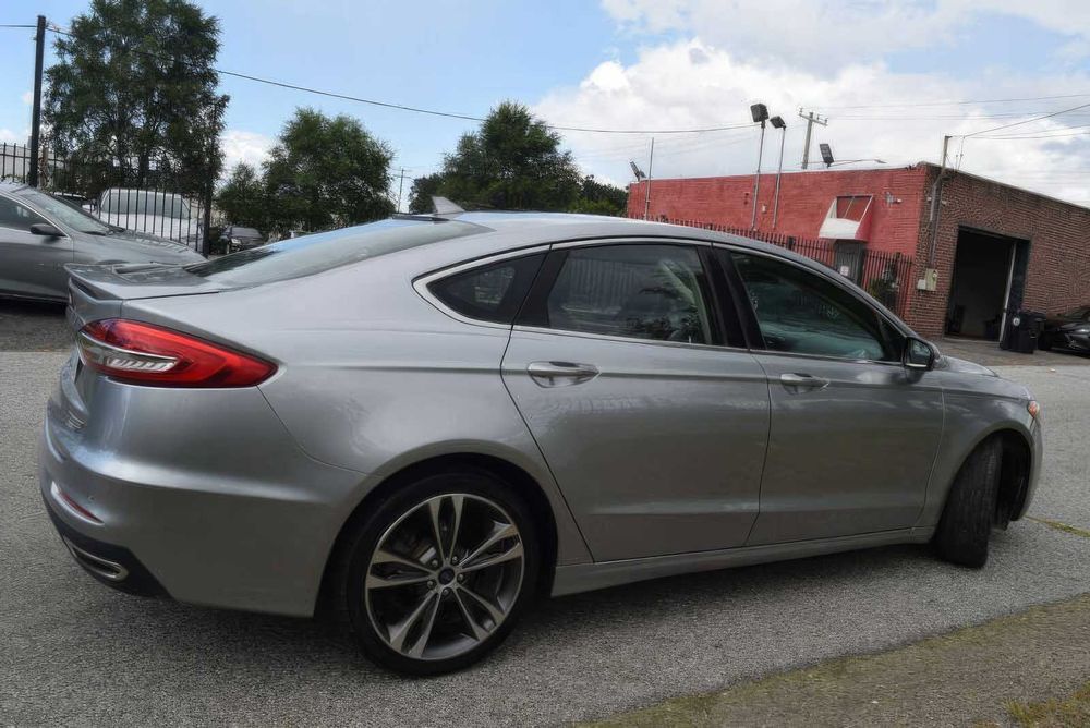 Ford Fusion Titanium      2020
