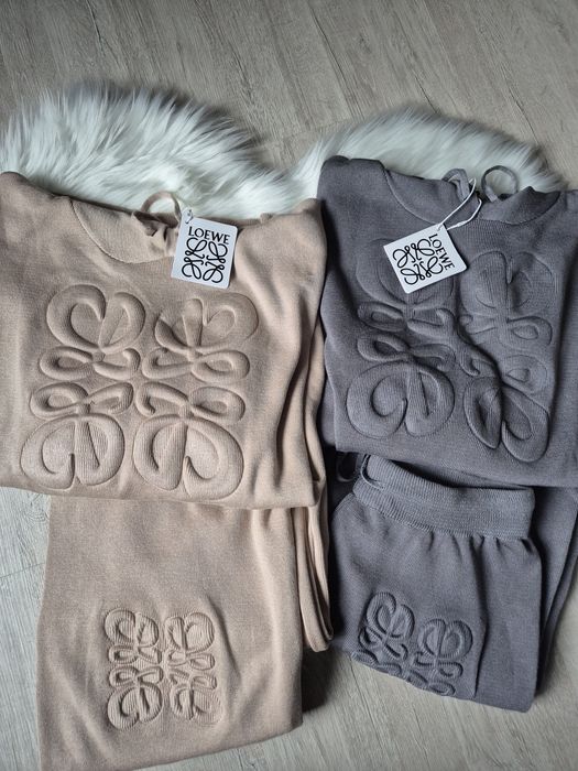 Костюм Loewe в'язаний сірий, беж