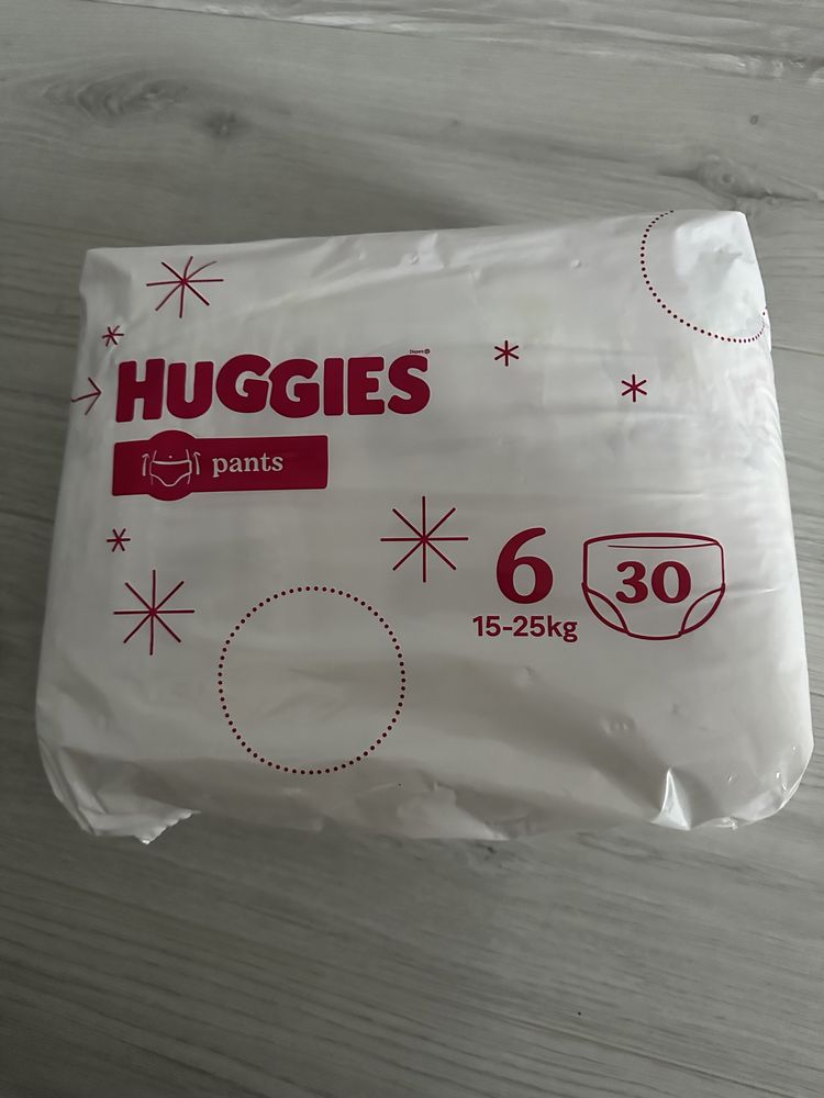 Продам памперси - трусики Хагіс huggies 6 для дівчинки 30 штук