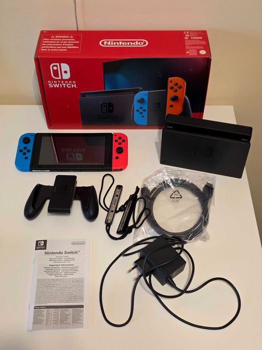 Konsola Nintendo Switch V2 neon, komplet