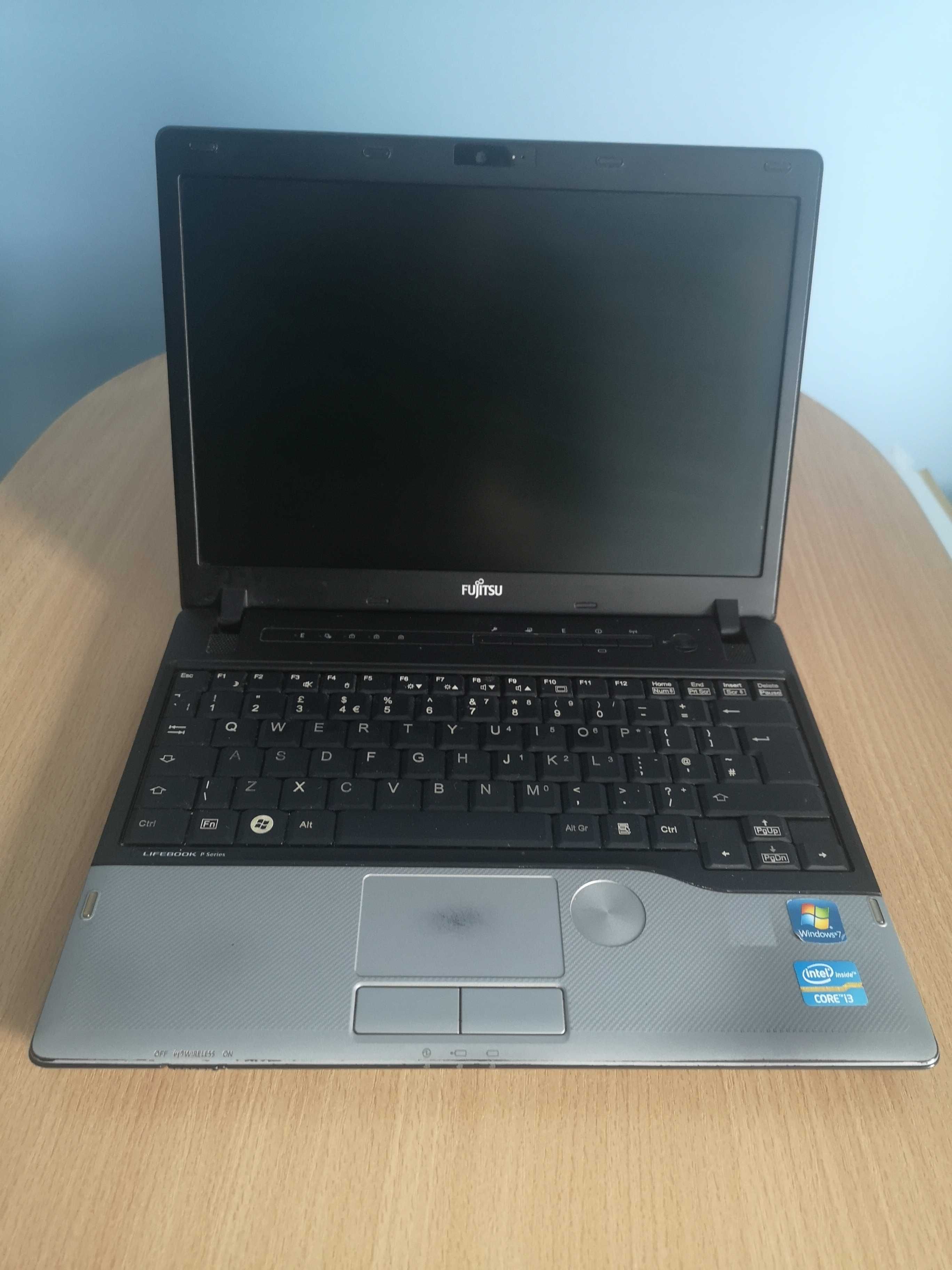 Laptop Fujitsu LifeBook P702 i3-2370M / 8 GB RAM / SSD 120 GB/ komplet