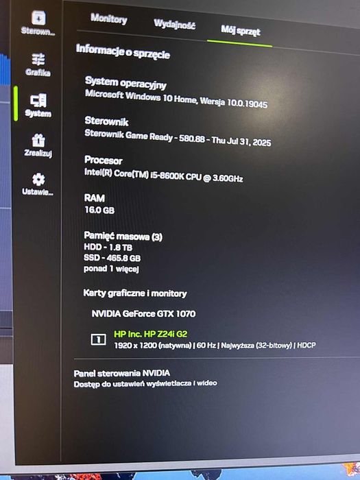 Komputer gamingowy plus monitor