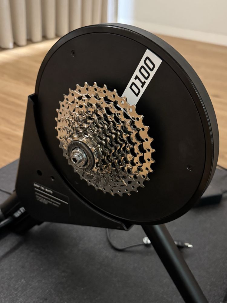 Rolo de Treino Van Rysel D100 + Acessórios (Como Novo)