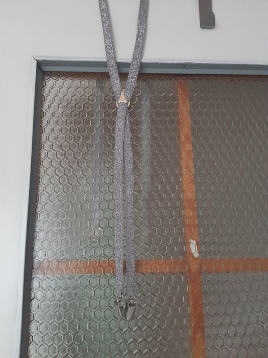 Szelki z gumy srebrno/szare. One size