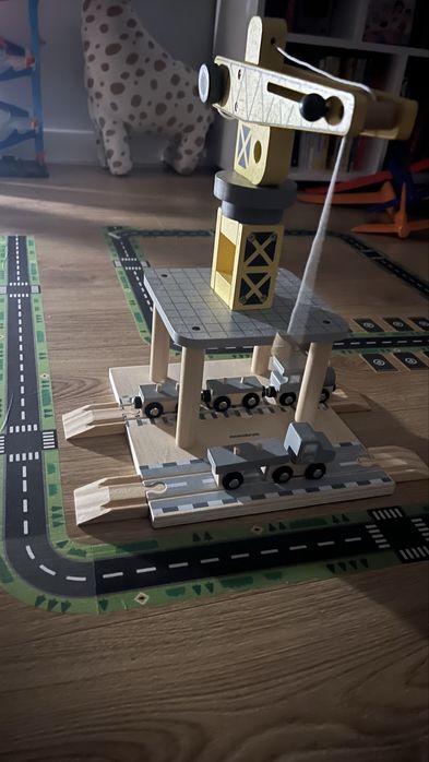 Mamabrum Ruchomy dźwig portowy z magnetyczną wciągarką i akcesoriami