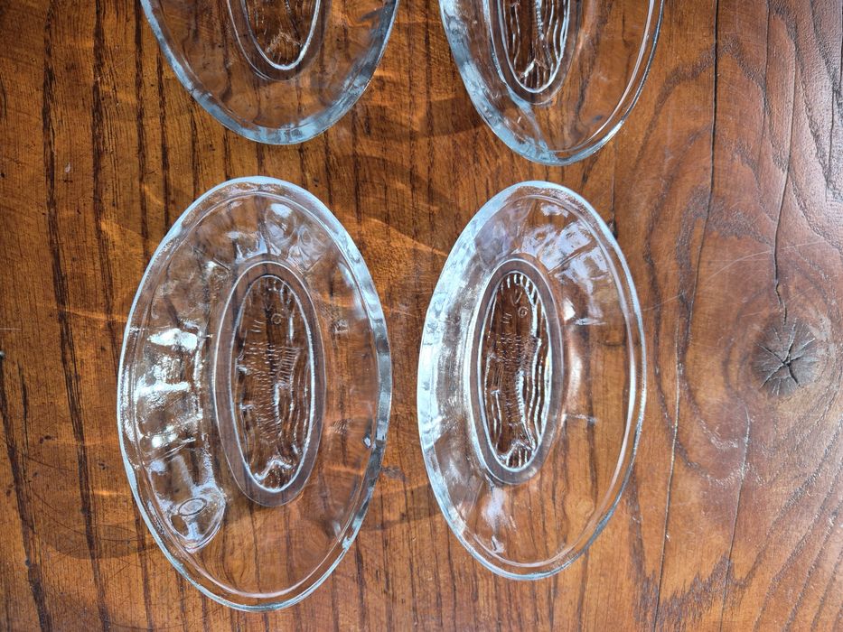 Szklane małe salaterki