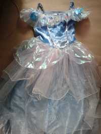 Suknia Disneya dla 6 latki zamienię na proszek Ariel