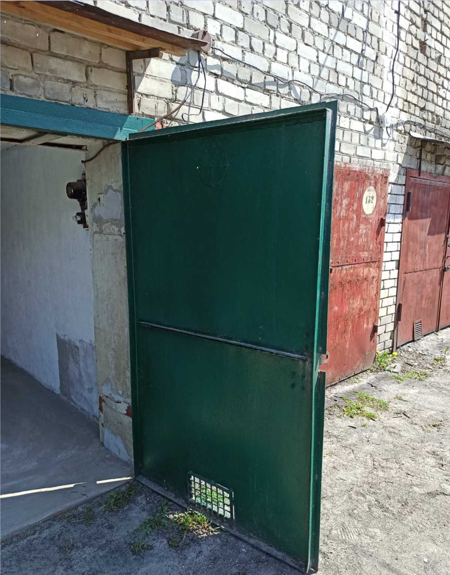 Продам цегляний гараж