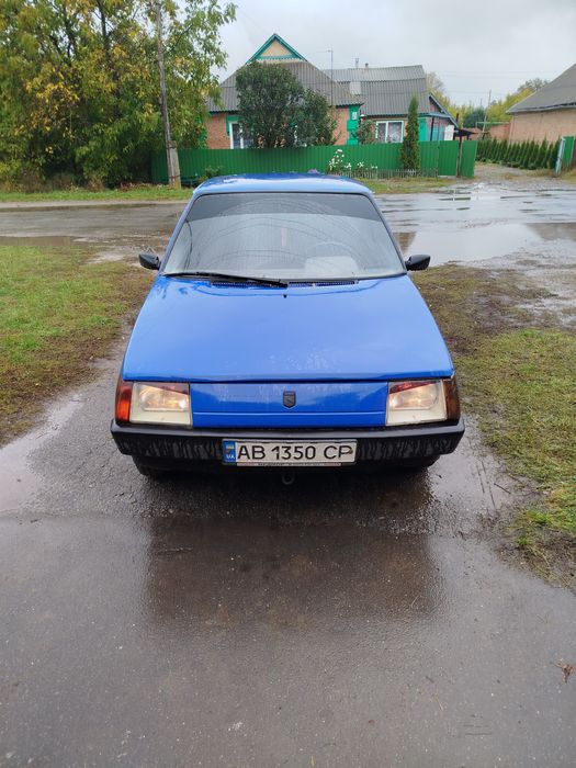 Заз Таврія 1.1 на повному ходу