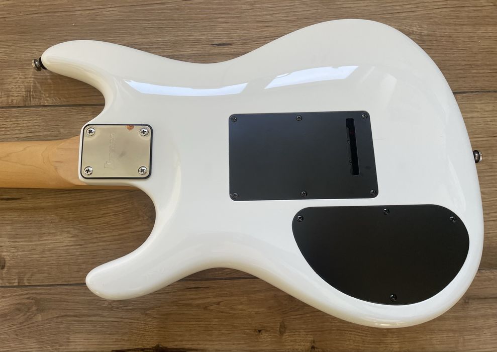 Ibanez Js 100 Joe Satriani, Stan bardzo dobry korea
