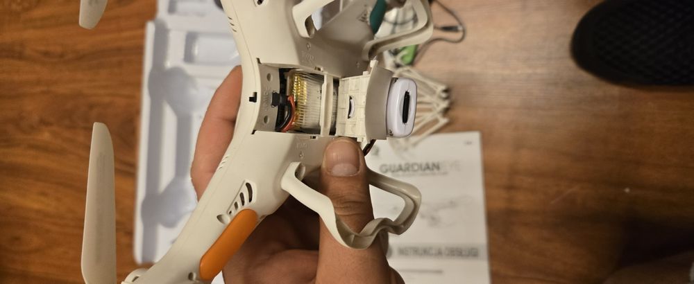 Dron średni do nauki latania syma x5c z kamerą