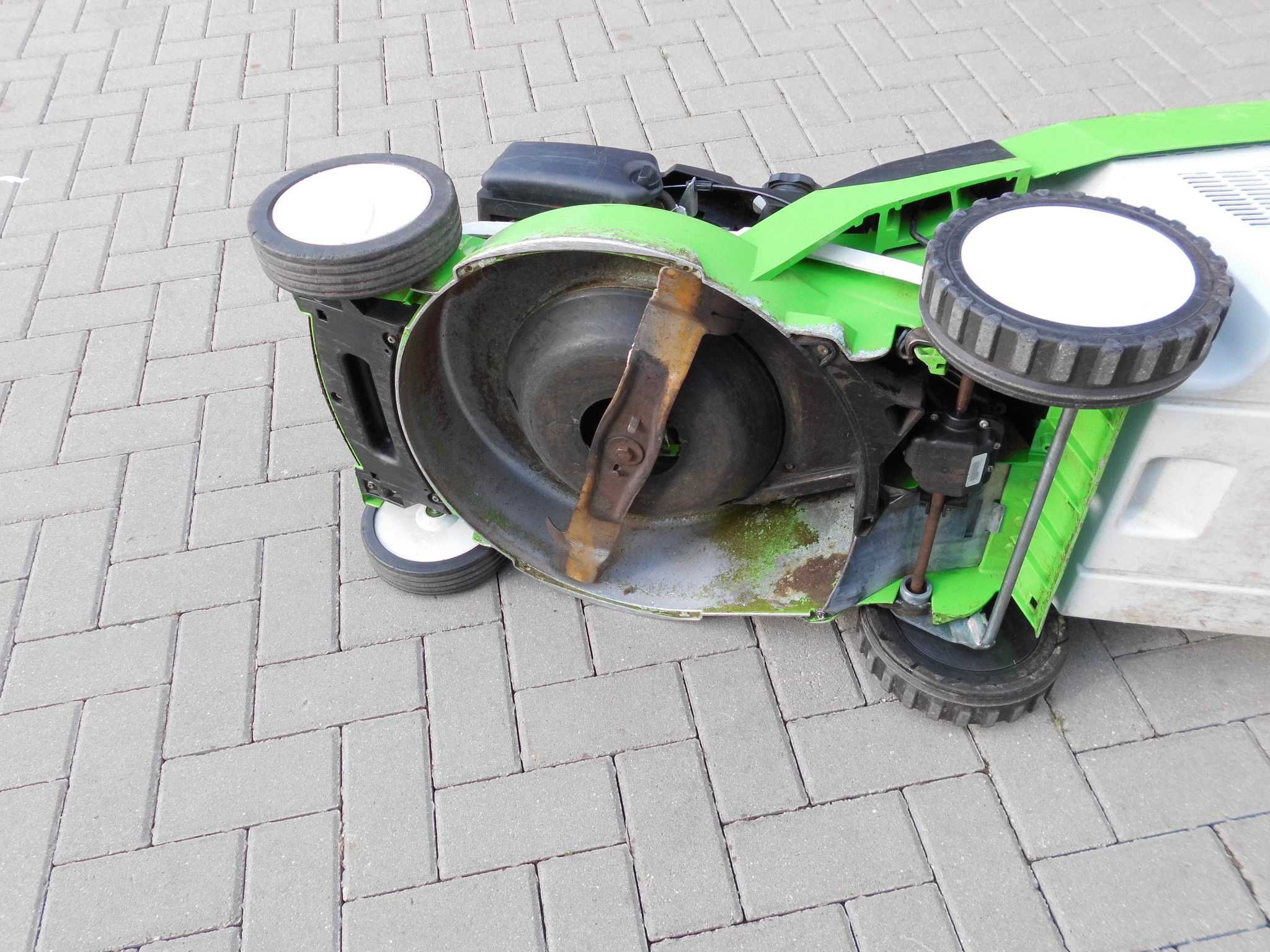 Kosiarka spalin. Viking MB 655- napęd B&S 6.5 KM- ALU.