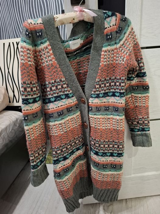 Пальто,плаття,тепла кофта демисезон