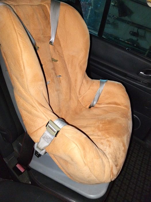 Продам автокрісло