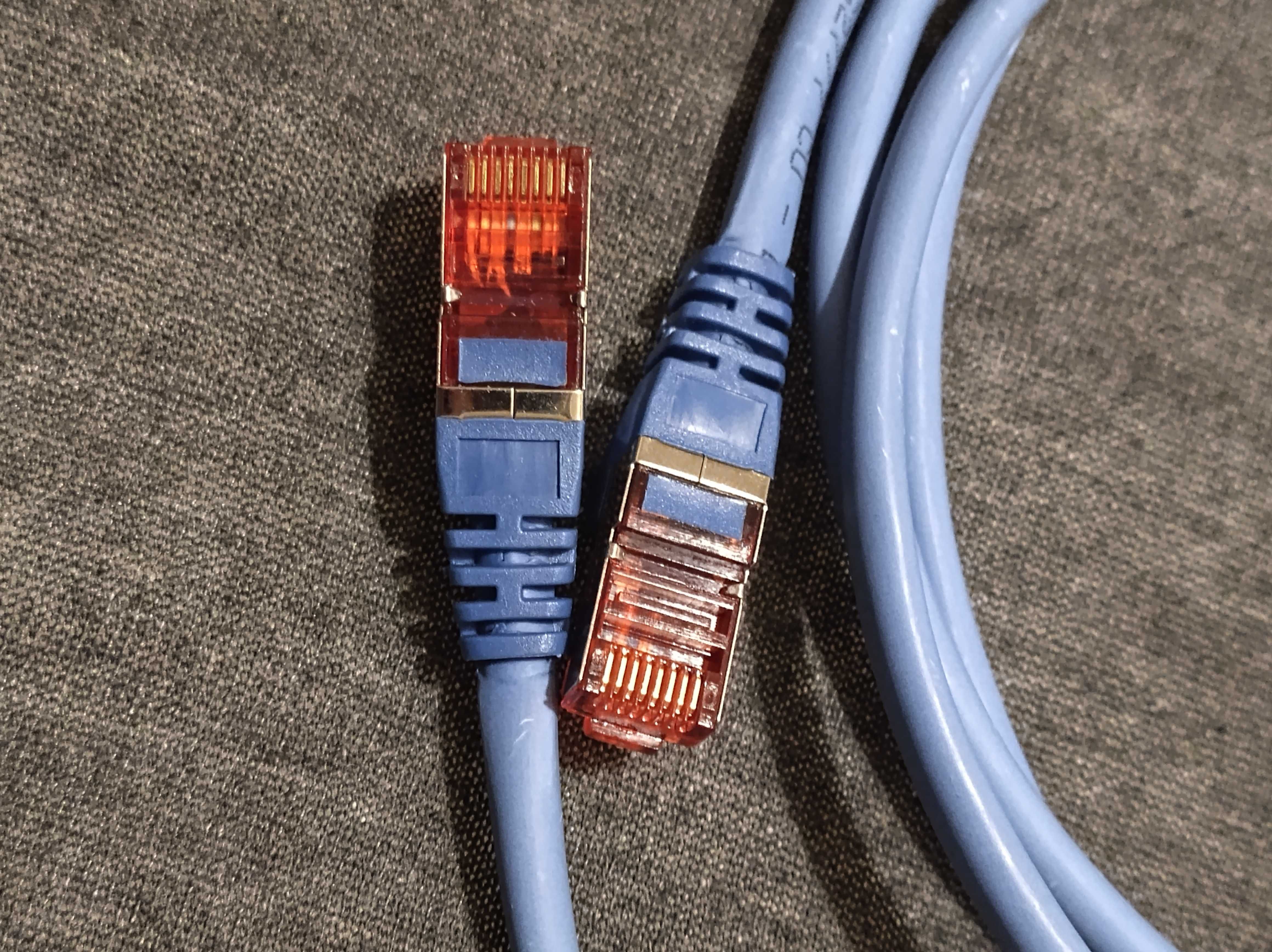 Kabel sieciowy CAT 6 S/FTP 2m – Wysoka jakość, bez zakłóceń, LSZH,