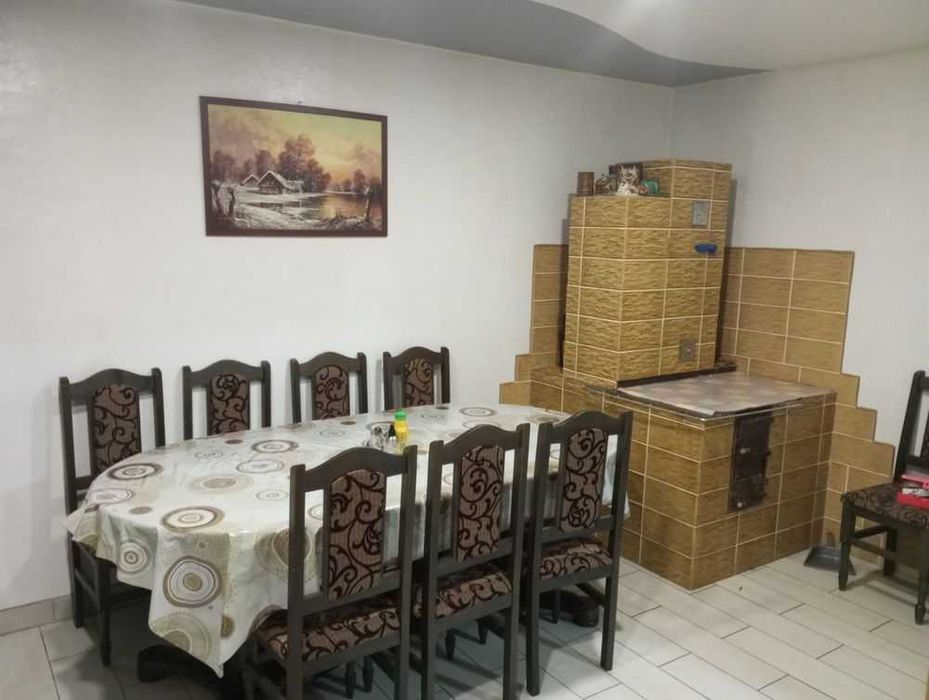 Котедж на. 5 спалень. Басейн. Чан. Тераса.  Вид на гори