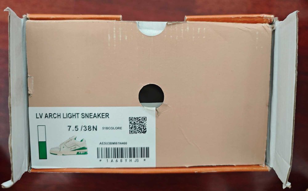 Tênis Louis Vuitton