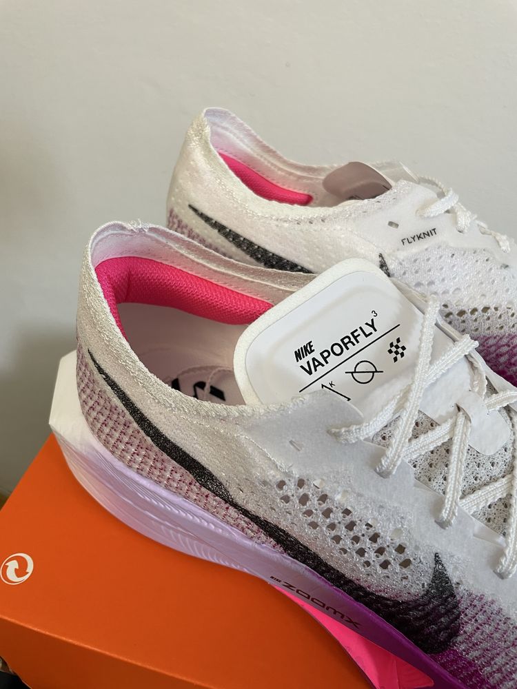 Оригінальні кросівки Nike ZoomX Vaporfly Next% 3 DV4130104