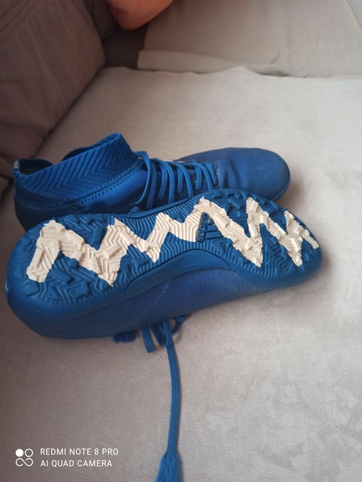 Buty sportowe do gry w piłkę adidas
