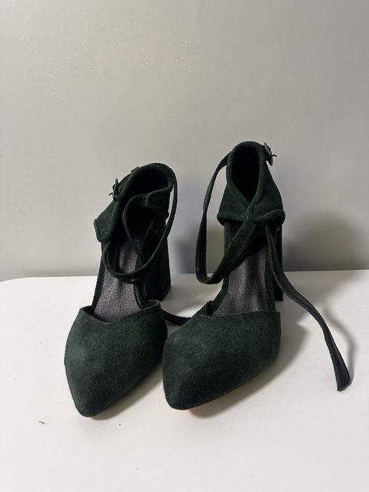 Туфлі зеленого кольору