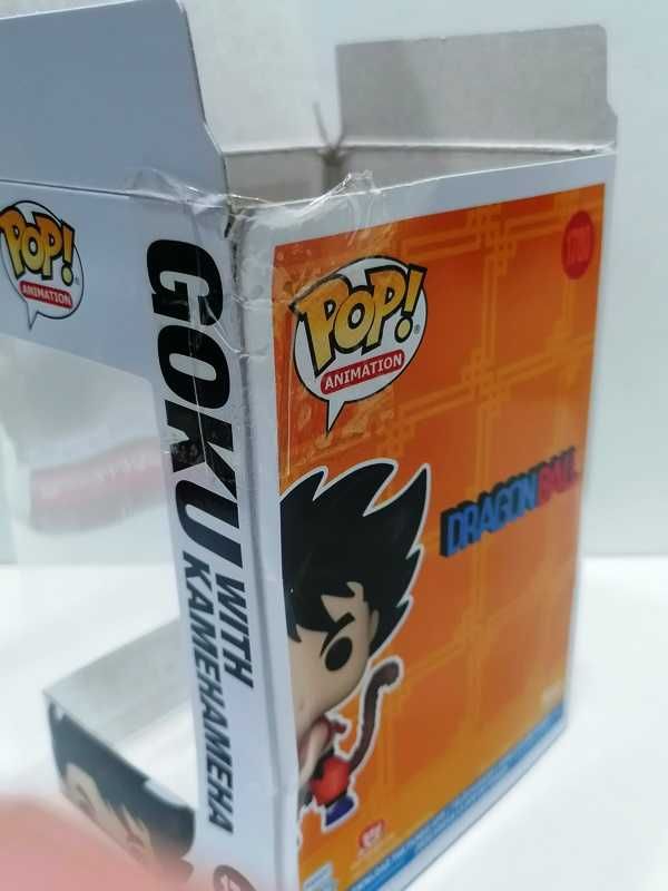 Dragon Ball Goku com Kamehameha
