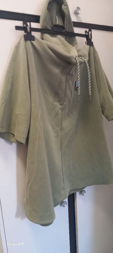 Tunika sportowa .Khaki