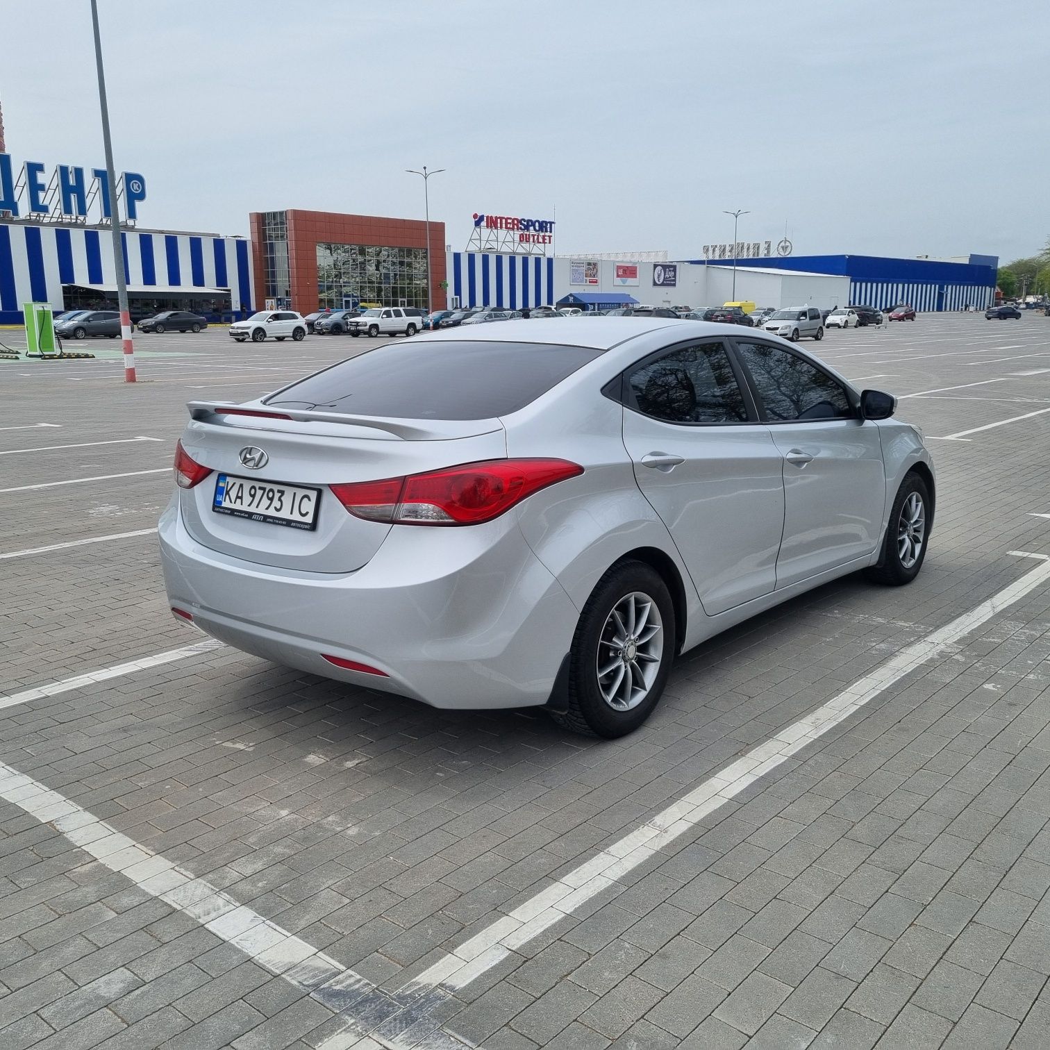 Hyundai Elantra 1.8AT Limited