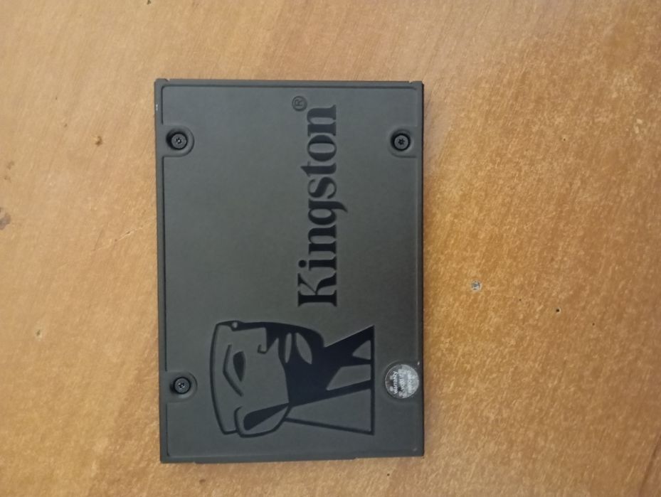 SSD диск Kingston 120 GB