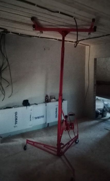 Підіймач для гіпсокартону та плит