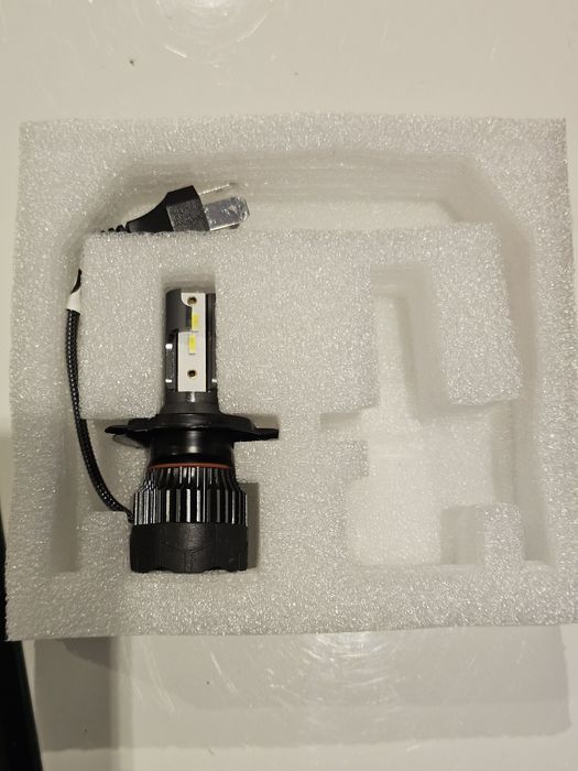 Lâmpada led para H4 uma unidade ideal para mota