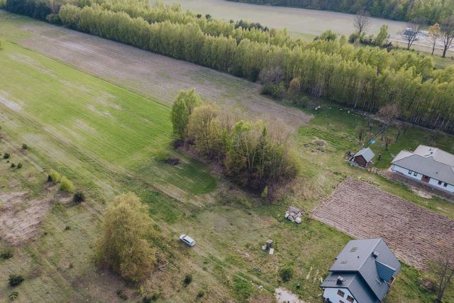 Urokliwa działka budowlana 1200 mkw. na sprzedaż Sławiny - Garwolin