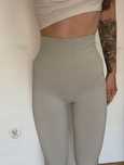 Szare legginsy push up