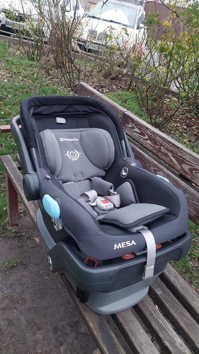 Терміново! Автокрісло-люлька UPPAbaby MESA (зроблена в США)