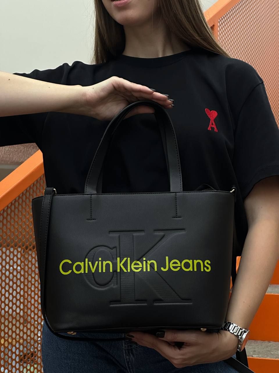 Женская сумочка подарок на 8 марта Calvin Klein