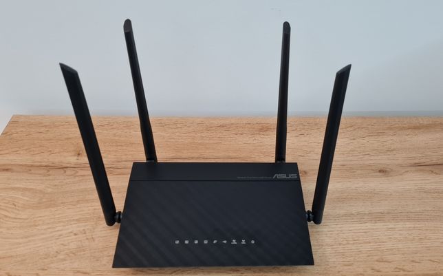Router ASUS RT-AC1200